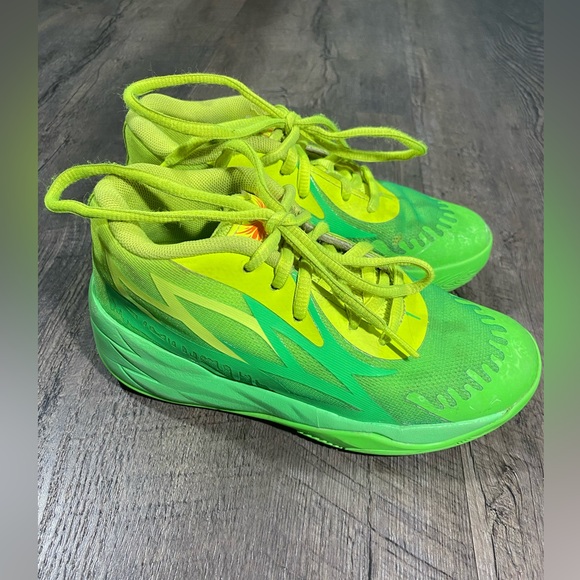 Puma MB.02 LaMelo Ball Nickelodeon Slime Boys Sneaker - Picture 2 of 7